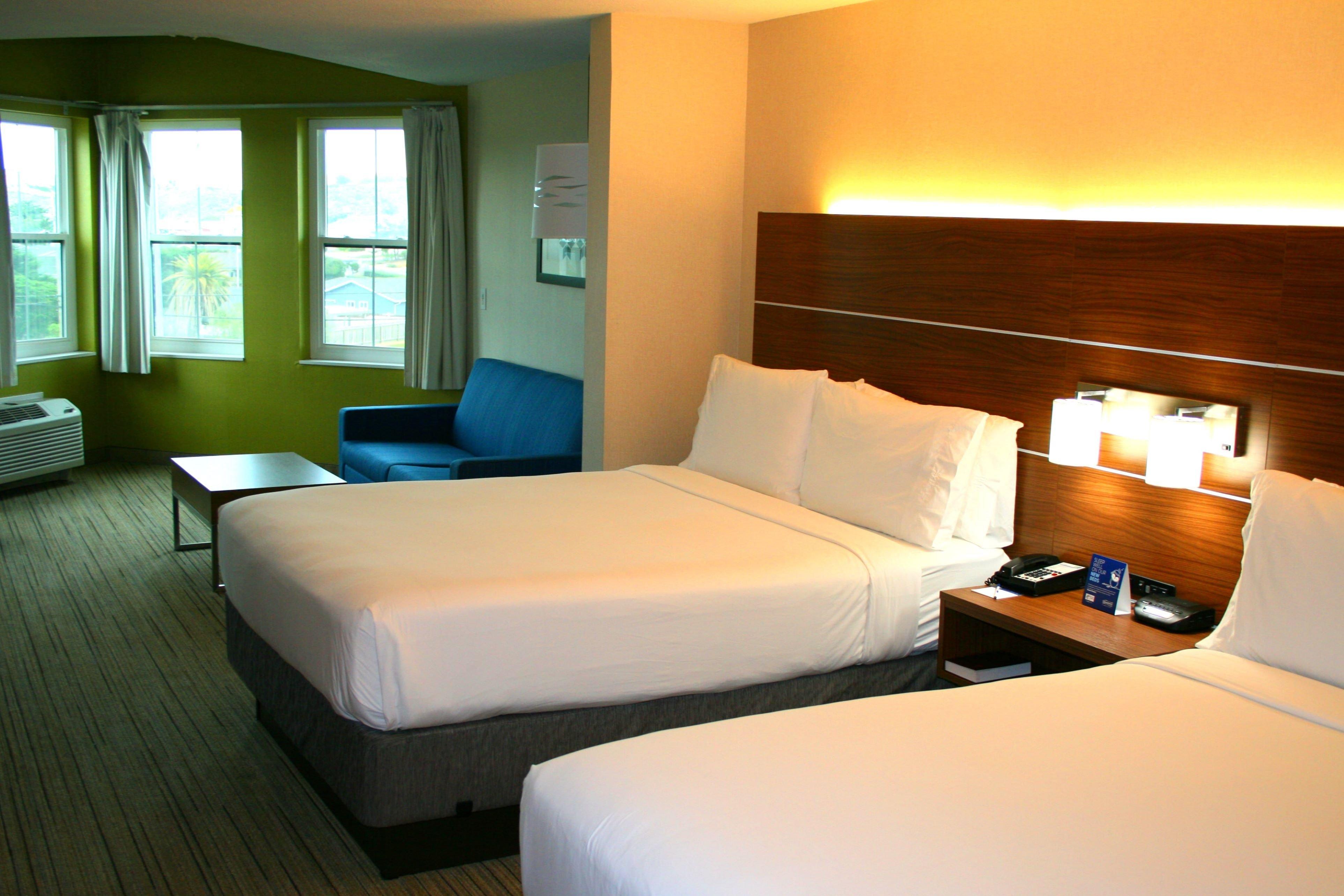 Holiday Inn Express Hotel & Suites Marina By Ihg Eksteriør bilde